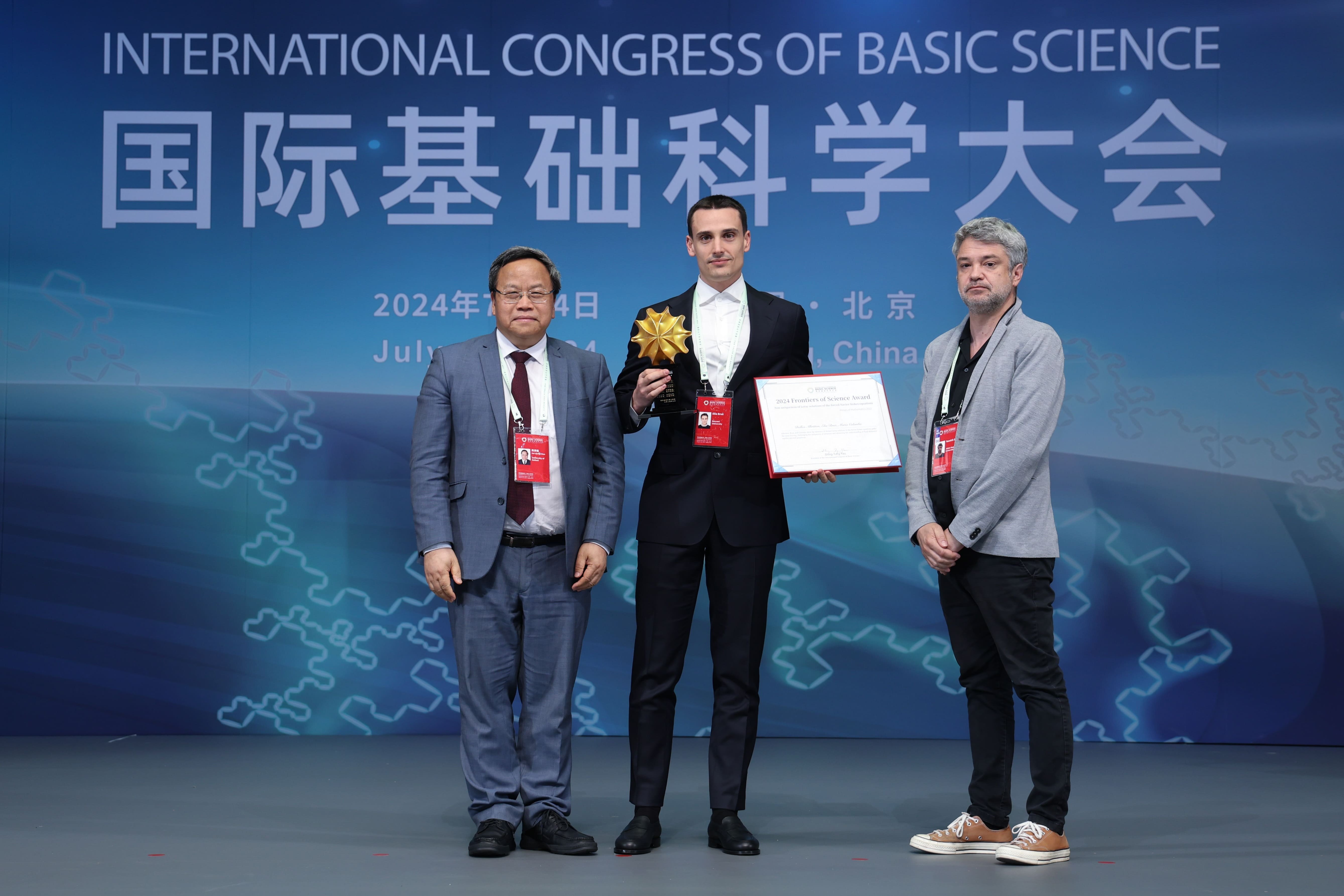 Elia Bruè awarded the prestigious Frontiers of Science Award at the International Congress of Basic Science